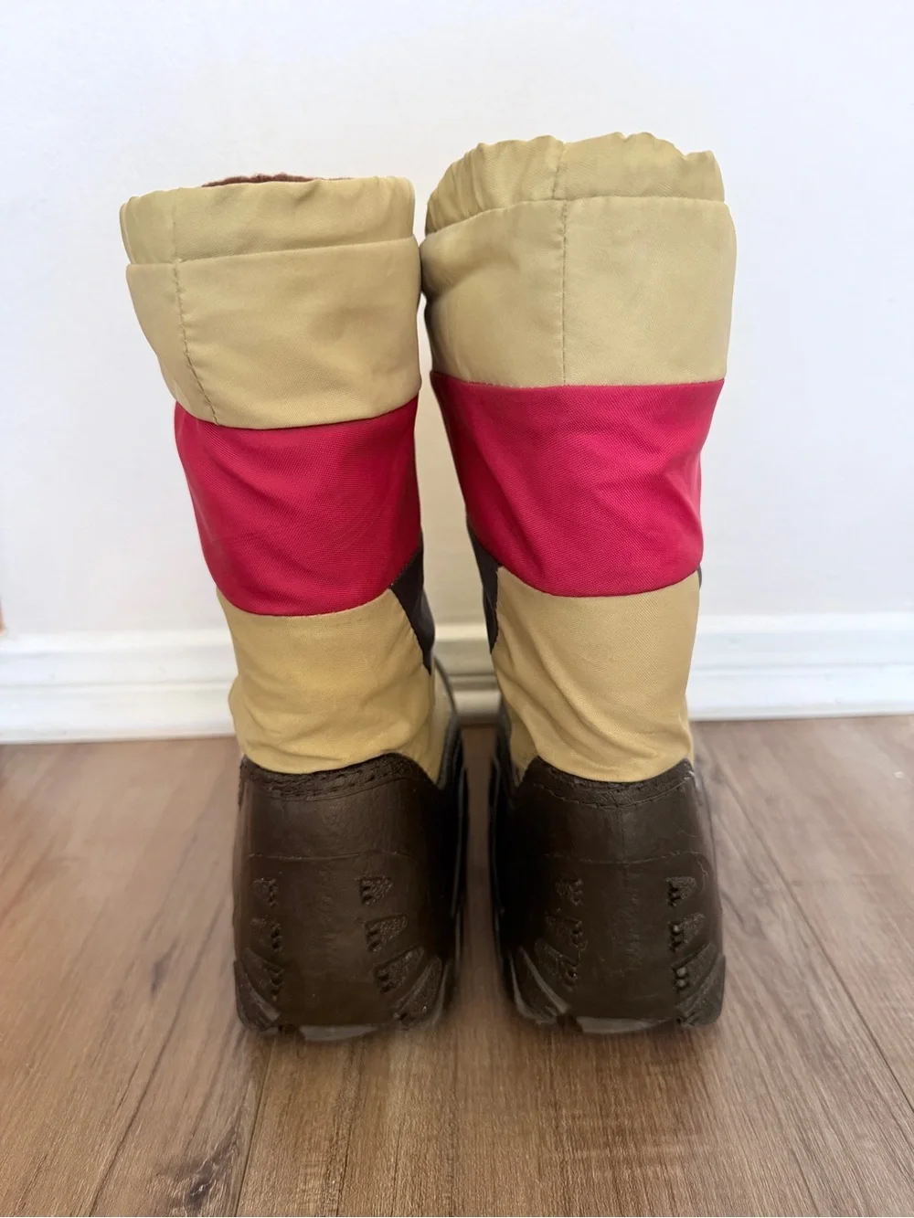 Vintage 1980s ProWings Moon Boots Snow Boots